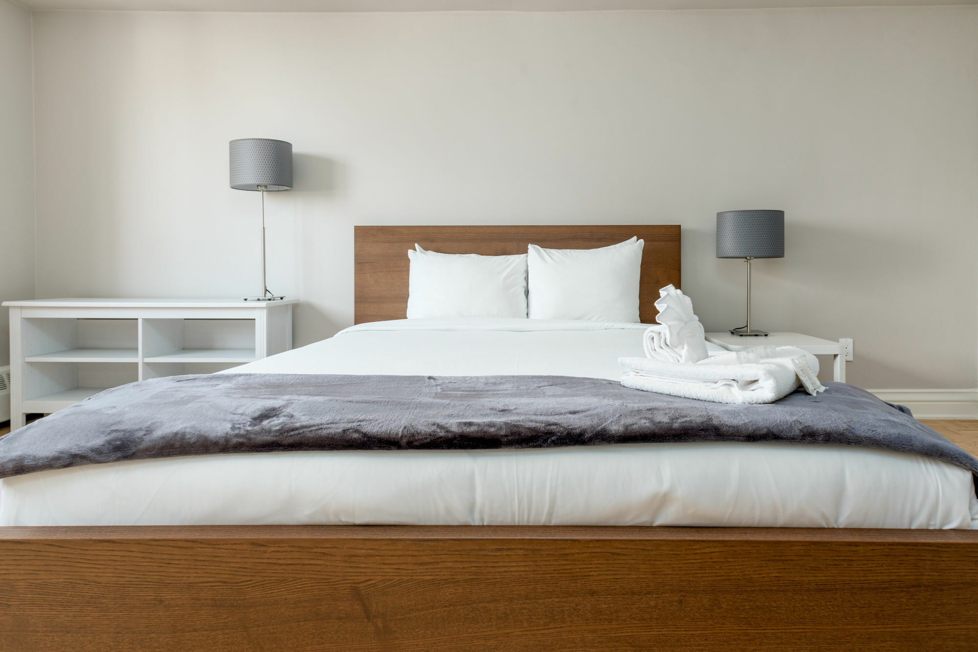 Contemporary 2br In Downtown Mtl By Sonder Apartamento *
